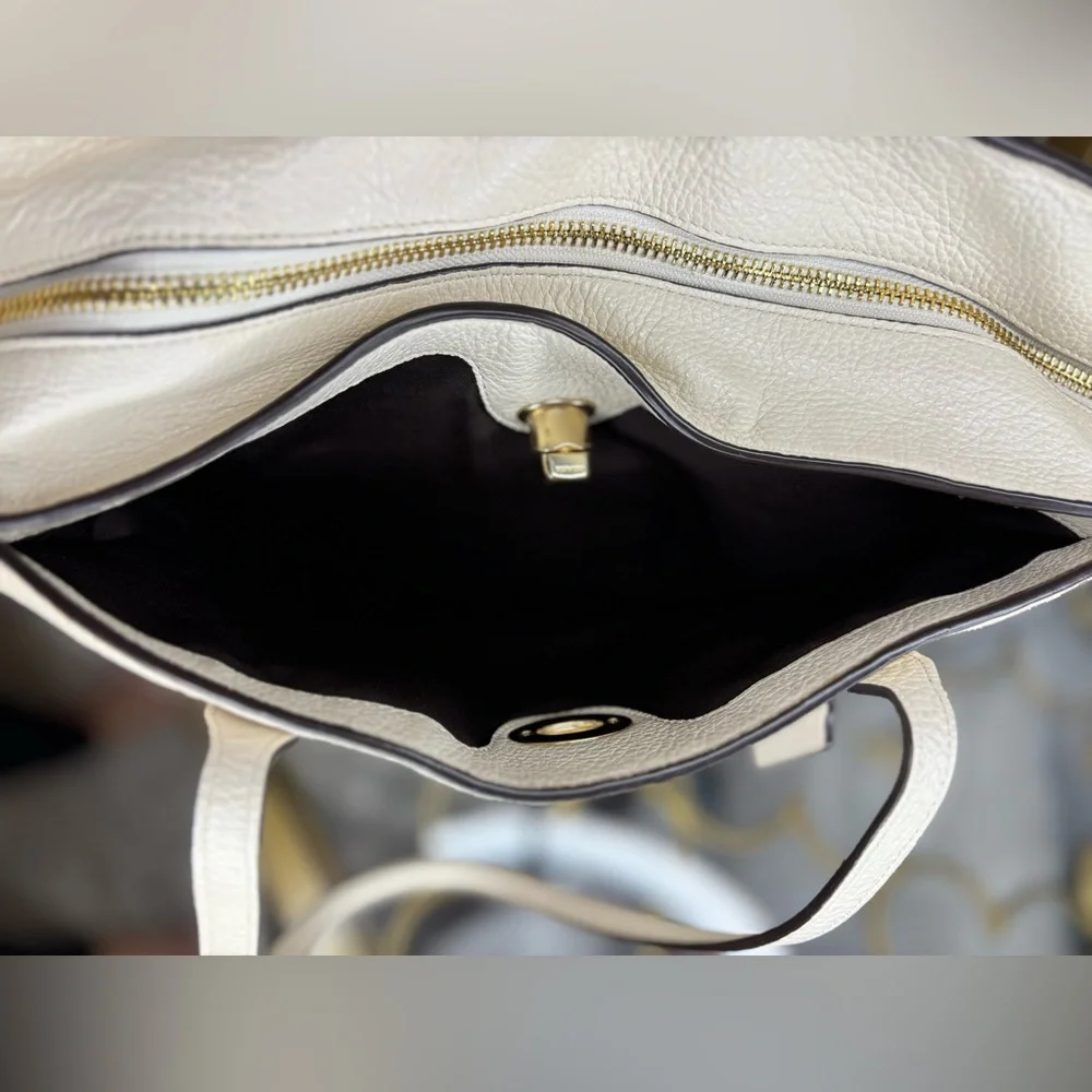 Coach 2017 Pebble Leather Town Tote in the color Chalk EUC - Picture 8 of 17